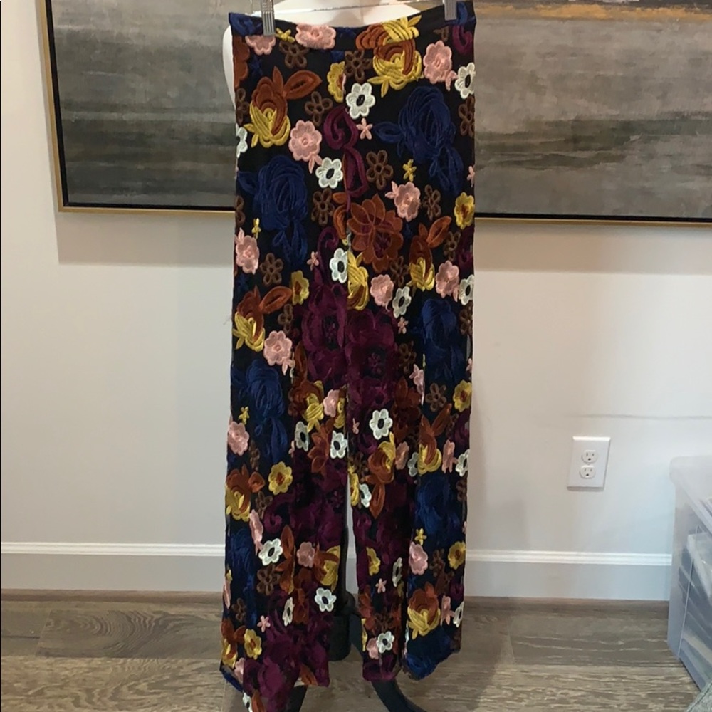 Alice + Olivia Floral Wide Leg Pants